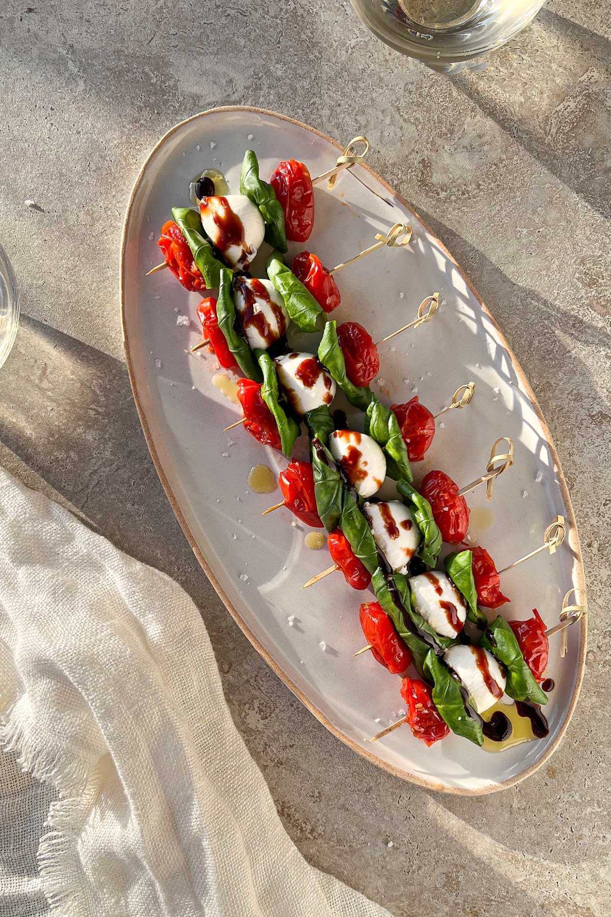 Roasted Tomato Caprese Appetizer Bites